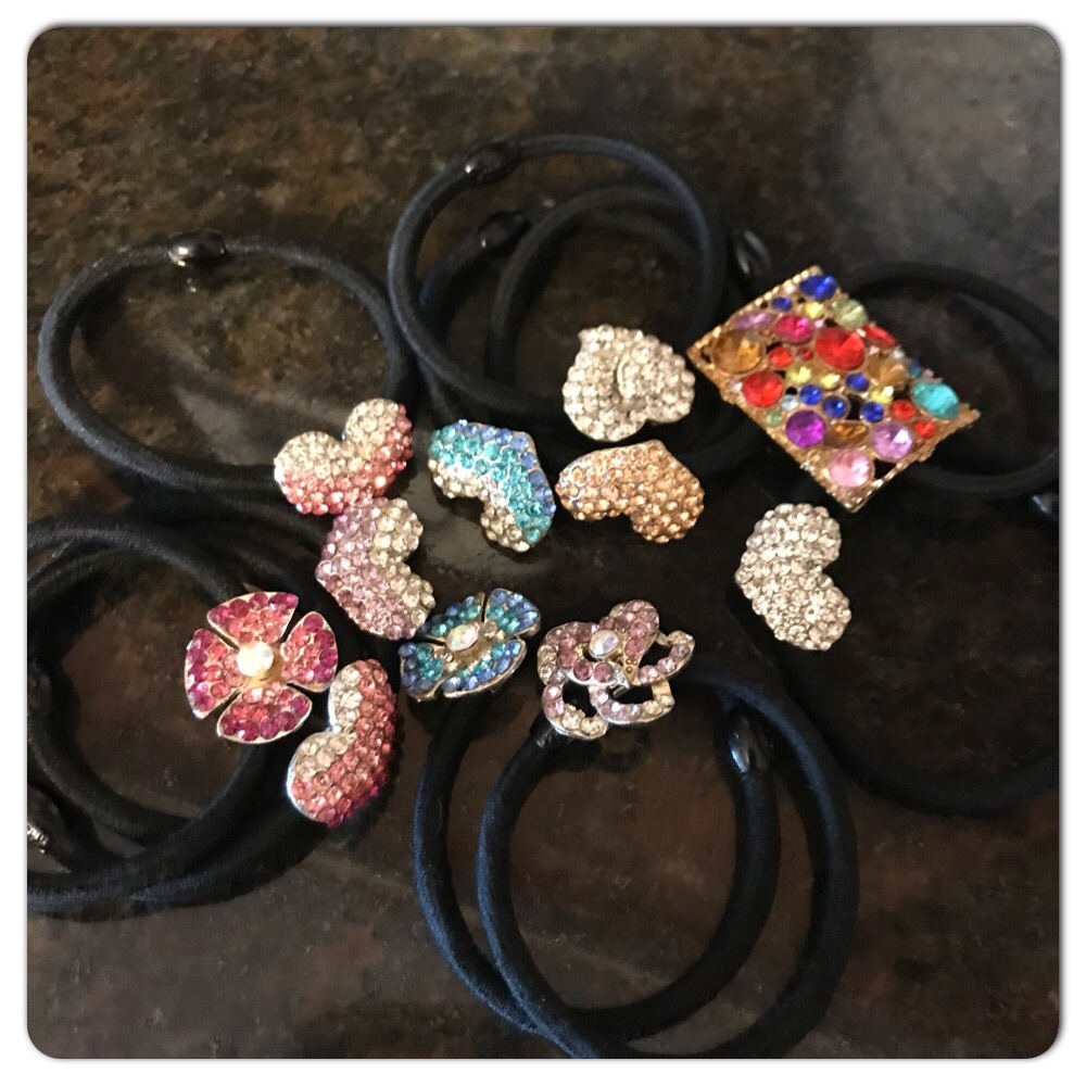 NWOT!! Rhinestone Pony Tail Bundle